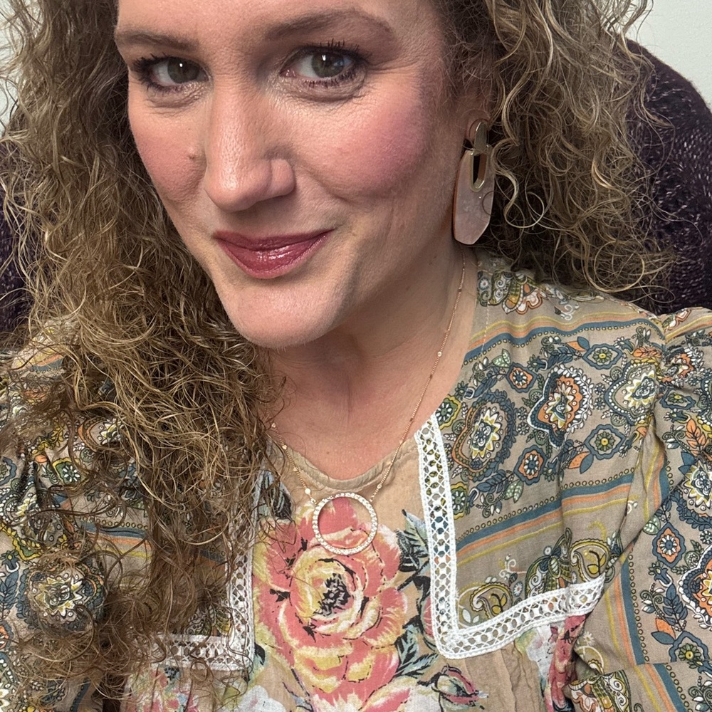 Meet your Posher, Natalie